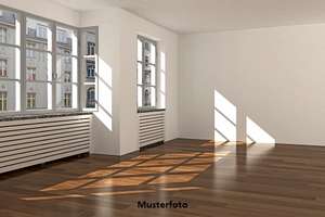 Wohnung nebst Loggia mit Weitblick