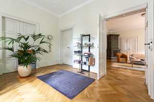 "Haus im Haus": 5-Raum-Wohnung mit Wintergarten und Stellplatz – Bautzen (Kreis) – Vorschaubild 9
