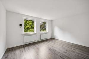 Familienfreundliches Reihenmittelhaus mit Garten, Terrasse und Vollkeller in ruhiger Wohnlage – 22415 Langenhorn, Hamburg – Vorschaubild 7