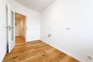 Umfassend modernisierte 2-Zimmer-Wohnung mit Balkon, Aufzug und Kellerraum im Zentrum Düsseldorfs! – Gerresheimer Straße 65, 40211 Stadtmitte, Düsseldorf – Vorschaubild 16