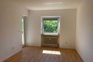 Frisch renovierte 4-Zimmer-Wohnung mit Südbalkon & Aufzug & Stellplatz in Zerzabelshof – Die vollständige Adresse der Immobilie erhältst du vom Anbieter., 90480 Zerzabelshof, Nürnberg – Vorschaubild 7