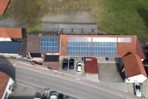 Großes Zweifamilienhaus mit Einliegerwohnung und Werkstatt für Autobastler – Die vollständige Adresse der Immobilie erhältst du vom Anbieter., 86692 Münster – Vorschaubild 2