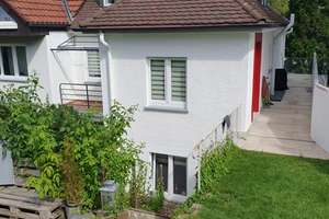 freundliche & helle 2 Zimmerwohnung in ruhiger Wohnlage