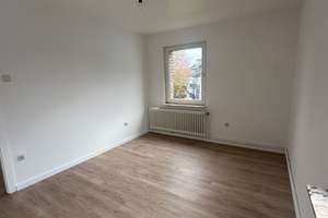 Moderne Wohnung mit Einbauküche: 2,5-Raum-Wohnung in Mönchengladbach Eicken – Badenstr. 34, 41061 Eicken, Mönchengladbach – Vorschaubild 2