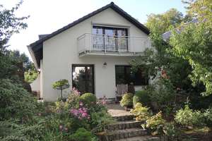 Leverkusen, Schlebusch-Waldsiedlung, freistehndes EFH mit großer Wohnfläche (7 Zimmer) und Garten – Die vollständige Adresse der Immobilie erhältst du vom Anbieter., 51375 Schlebusch, Leverkusen – Vorschaubild 1