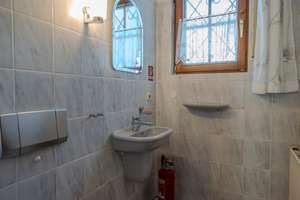 Freistehendes Haus in ruhiger Lage von Bergen mit Einliegerwohnung, gewerblich nutzbar – 60388 Bergen-Enkheim, Frankfurt am Main – Vorschaubild 14