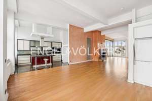 Lichtdurchflutete Wohnung mit Kamin und Baumblick im grünen Zehlendorfer Südwesten