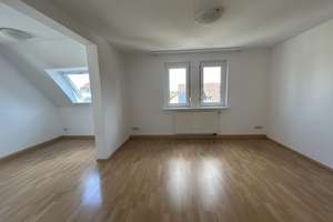 Zentral gelegene 3-Zimmer-Wohnung in Stuttgart-Vaihingen – Scharrstraße 30, 70563 Vaihingen-Mitte, Stuttgart – Vorschaubild 2