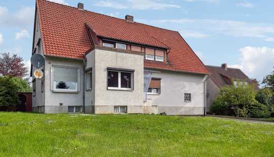 Bild von Zweifamilienhaus auf ca. 1511 m² großen Eigentumsgrundstück in Söhlde