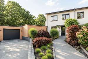 Hochwertige Architektenvilla mit Pool, Sauna & Spa-Whirlpool in exklusiver Hanglage über Bremen