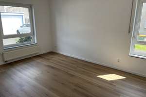Zuhause mit 3 Zimmern und viel Platz in Solingen-Mitte – Die vollständige Adresse der Immobilie erhältst du vom Anbieter., 42655 Solingen-Mitte, Solingen – Vorschaubild 4