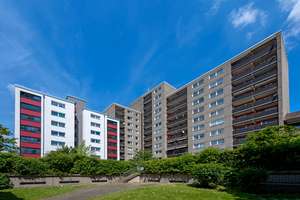 Großzügige 3-Zimmer-Wohnung mit Weitblick in Leverkusen Opladen – Bahnallee 21, 51379 Opladen, Leverkusen – Vorschaubild 2