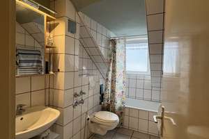 Helle Dachgeschosswohnung in Kassel-Mitte – ideal für 2er-WG  – 34117 Mitte, Kassel – Vorschaubild 13