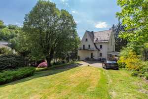 Großzügige Villa mit zwei Wohneinheiten und klassischem Charme am grünen Stadtrand von Lüdenscheid. – Märkischer Kreis – Vorschaubild 30