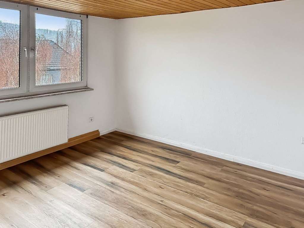 Immobilie in Hagen - Bezugsfreie 3-Zimmer-Dachgeschosswohnung mit ca. 85 m² Wohnfläche in Altenhagen - Bild 2