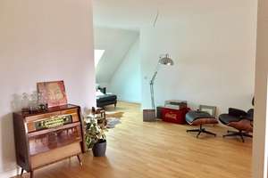 Moderne lichtdurchflutete Maisonette-Wohnung im Dachgeschoss mit Traumblick auf den Fernsehturm – 40223 Bilk, Düsseldorf – Vorschaubild 40