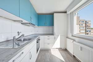 Penthouse-Feeling: Schöne 4-Zimmer-Wohnung mit Blick in den Wald – Die vollständige Adresse der Immobilie erhältst du vom Anbieter., 70469 Hohe Warte, Stuttgart – Vorschaubild 9