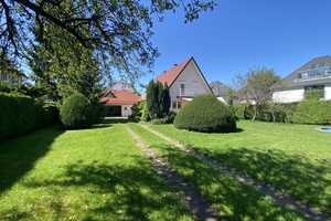 Freistehendes EFH in Moosach - Symbiose aus urbaner Nähe und ruhiger Wohnidylle – München – Vorschaubild 2