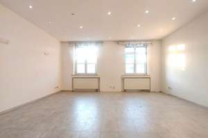 NEU-Altbauwohnung mit hohen Decken  und viel Platz zum Wohnen! – Die vollständige Adresse der Immobilie erhältst du vom Anbieter., 85057 Nordwest, Ingolstadt – Vorschaubild 4
