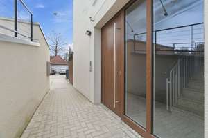 Stilvolle 3-Zimmer Wohnung in ruhiger und begehrter Wohnlage – Die vollständige Adresse der Immobilie erhältst du vom Anbieter., 81545 Harlaching, München – Vorschaubild 16