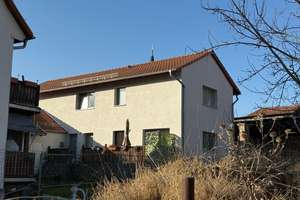 STADTRAND-  WOHNUNG MIT HAUSCHARAKTER UND DOPPELGARAGE – Die vollständige Adresse der Immobilie erhältst du vom Anbieter., 99098 Büßleben, Erfurt – Vorschaubild 7