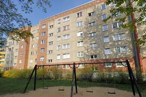 Wohnung an ruhiger Seitenstraße gesucht ? – Ringenwalder Straße 43, 12679 Marzahn, Berlin – Vorschaubild 2