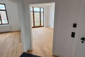 Sanierte Altbauwohnung mit hohen Decken, Flair und Sonnenbalkon. – Die vollständige Adresse der Immobilie erhältst du vom Anbieter., 40219 Unterbilk, Düsseldorf – Vorschaubild 3