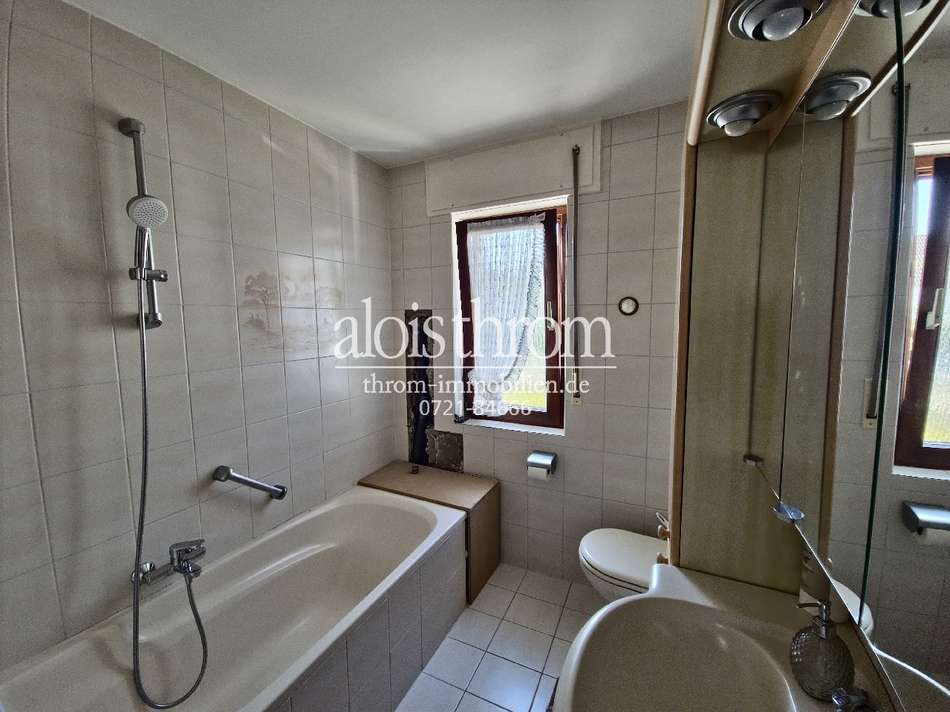 Badezimmer EG