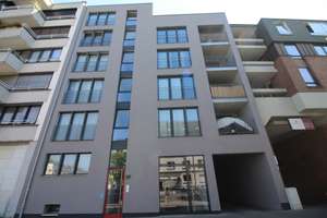 Attraktive 3-Zimmer-Wohnung  in Köln auf 2 OG mit Fußbodenheizung, Gäste-WC,  Balkon, Aufzug – Niehler Straße 342, 50735 Niehl, Köln – Vorschaubild 2