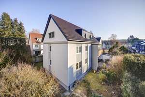 Ein Haus für viele Lebensmodelle – aufgeteiltes Mehrfamilienhaus mit vier Wohneinheiten in Nürnb – Die vollständige Adresse der Immobilie erhältst du vom Anbieter., 90480 Schmausenbuckstraße, Nürnberg – Vorschaubild 2