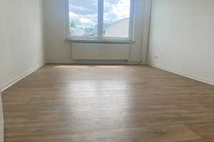 3-Zimmer-Wohnung mit Balkon in zentraler Lage – Stadionstraße 3, 39218 Salzlandkreis – Vorschaubild 6
