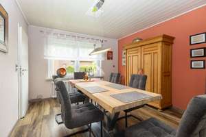 Gepflegtes Einfamilienhaus mit Garage, PV-Anlage und Wärmepumpe – Die vollständige Adresse der Immobilie erhältst du vom Anbieter., 26529 Osteel – Vorschaubild 11