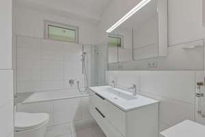 Modernisierter Altbautraum im Herzen des Stuttgarter Südens: 3-Zimmer, 2 Badezimmer und Loggia – Die vollständige Adresse der Immobilie erhältst du vom Anbieter., 70180 Lehen, Stuttgart – Vorschaubild 19