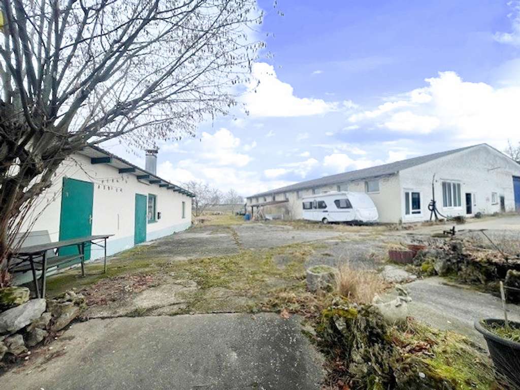 Immobilie in Kipfenberg - Wohn und Gewerbegrundstück mit Entwicklungspotenzial - Bild 2