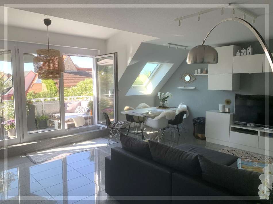 Wohnzimmer zum Balkon