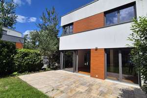 Doppelhaus-Villa in Exklusiver Parkanlage – Rudelsweiherstrasse 20b, 91054 Burgberg, Erlangen – Vorschaubild 2