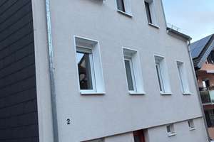 Einfamilienhaus für die große Familie mit außergewöhnlich schönem Garten – Die vollständige Adresse der Immobilie erhältst du vom Anbieter., 66386 Sankt Ingbert – Vorschaubild 1