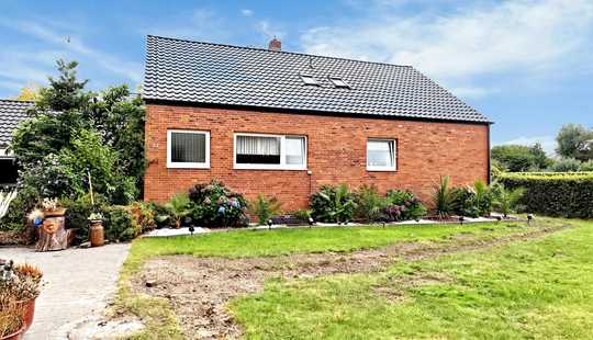 Bild von Einfamilienhaus mit Renovierungsbedarf zu verkaufen! Provisionsfrei!