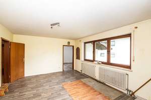 Zweifamilienhaus in ruhiger Sackgasse – flexibel nutzbar & viel Potenzial – Die vollständige Adresse der Immobilie erhältst du vom Anbieter., 93474 Arrach – Vorschaubild 25