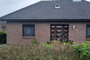 OHNE MAKLER !!! Einfamilienhaus mit großem Raumangebot und Gartenparadies! – Dithmarschen (Kreis) – Vorschaubild 2
