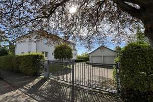 Exklusive Villa in TOP-Lage – Die vollständige Adresse der Immobilie erhältst du vom Anbieter., 51375 Schlebusch, Leverkusen – Vorschaubild 3