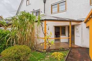 Großzügiges Reihenmittelhaus mit Garten, Carport und ruhiger Wohnlage – Die vollständige Adresse der Immobilie erhältst du vom Anbieter., 27580 Lehe, Bremerhaven – Vorschaubild 2