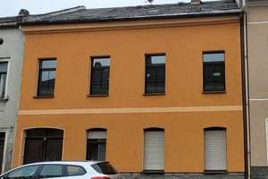 Tolles Reihenhaus im Stadtzentrum von Oelsnitz/V.! – Die vollständige Adresse der Immobilie erhältst du vom Anbieter., 8606 Oelsnitz/Vogtland – Vorschaubild 1