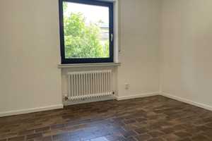 *NEU* FAMILIENFREUNDLICHES FREISTEHENDES ARCHITEKTENHAUS IN RUHIGER LAGE VON WIESBADEN! – Reutlinger Straße 4, 65205 Wiesbaden – Vorschaubild 9