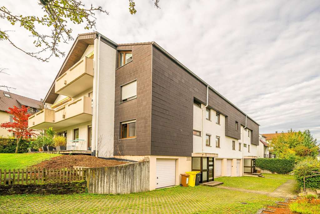 Waiblingen: Modernisierte DG-Wohnung in zentraler und doch ruhiger Lage