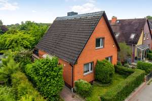 Freistehendes Einfamilienhaus -ideal für Familien – Die vollständige Adresse der Immobilie erhältst du vom Anbieter., 24113 Hassee, Kiel – Vorschaubild 4