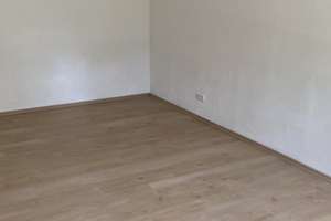 1-Zimmer Wohnung, Bad/Küche getrennte Räume, 6 Monate Untervermietung – Bismarckstraße 21D, 91054 Loewenich, Erlangen – Vorschaubild 2