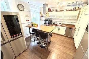 Luxuriöses Familiendomizil mit Doppelgarage und großzügigem Grundstück im eleganten Design – Die vollständige Adresse der Immobilie erhältst du vom Anbieter., 86830 Schwabmünchen – Vorschaubild 7