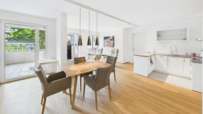 Barrierefreie 2-Zimmer-Stadtwohnung (BJ 2021) mit Südbalkon & Aufzug in Bad Reichenhall