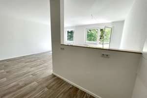 Traumhaft Wohnen mit Badewanne und Einbauküche – Paul-Bertz-Straße 83, 9120 Helbersdorf, Chemnitz – Vorschaubild 4